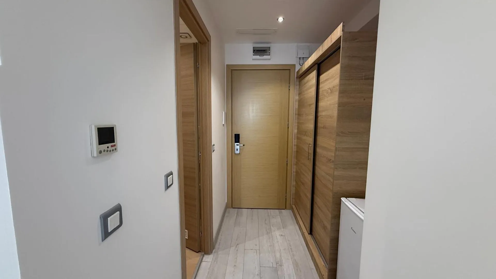 Studio Rin Parcare Inclusa Langa Delta Bucharest Romania