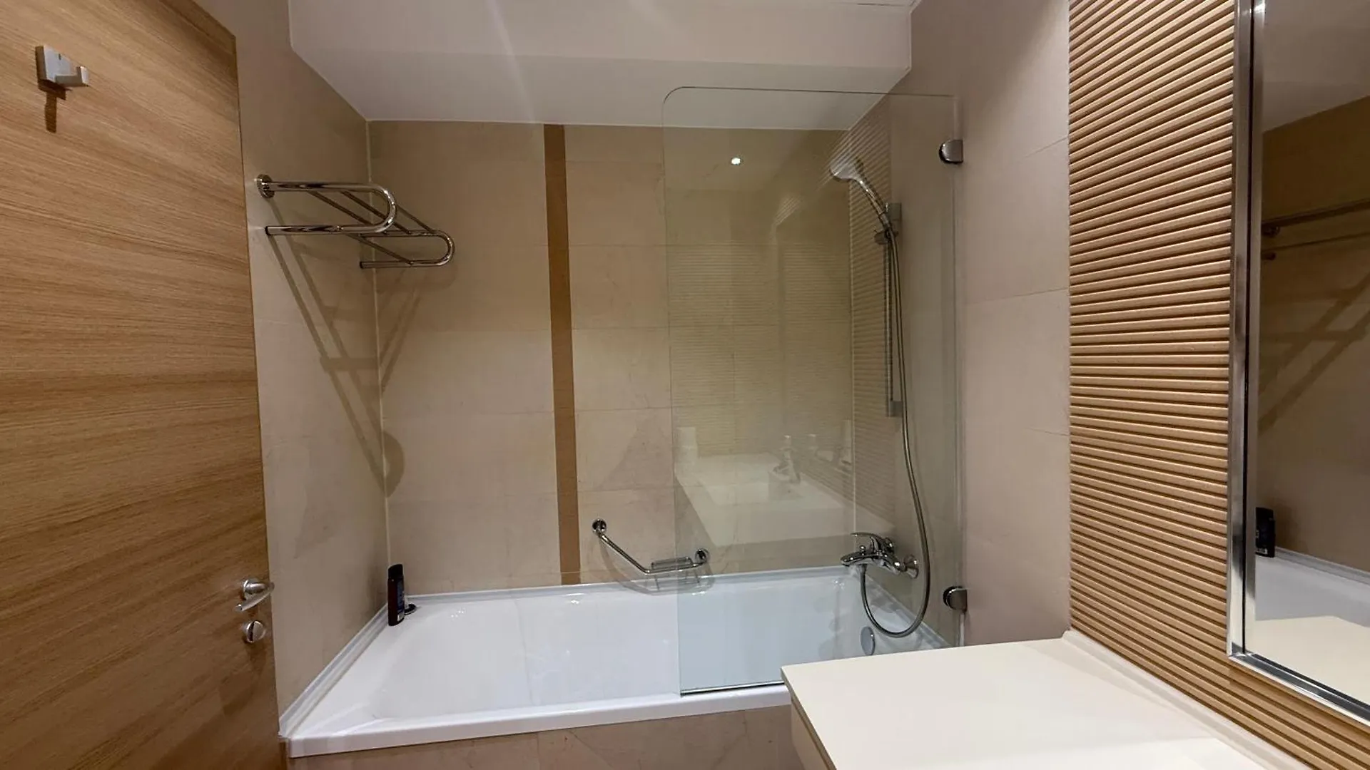 Studio Rin Parcare Inclusa Langa Delta Bucharest 0*,  Romania